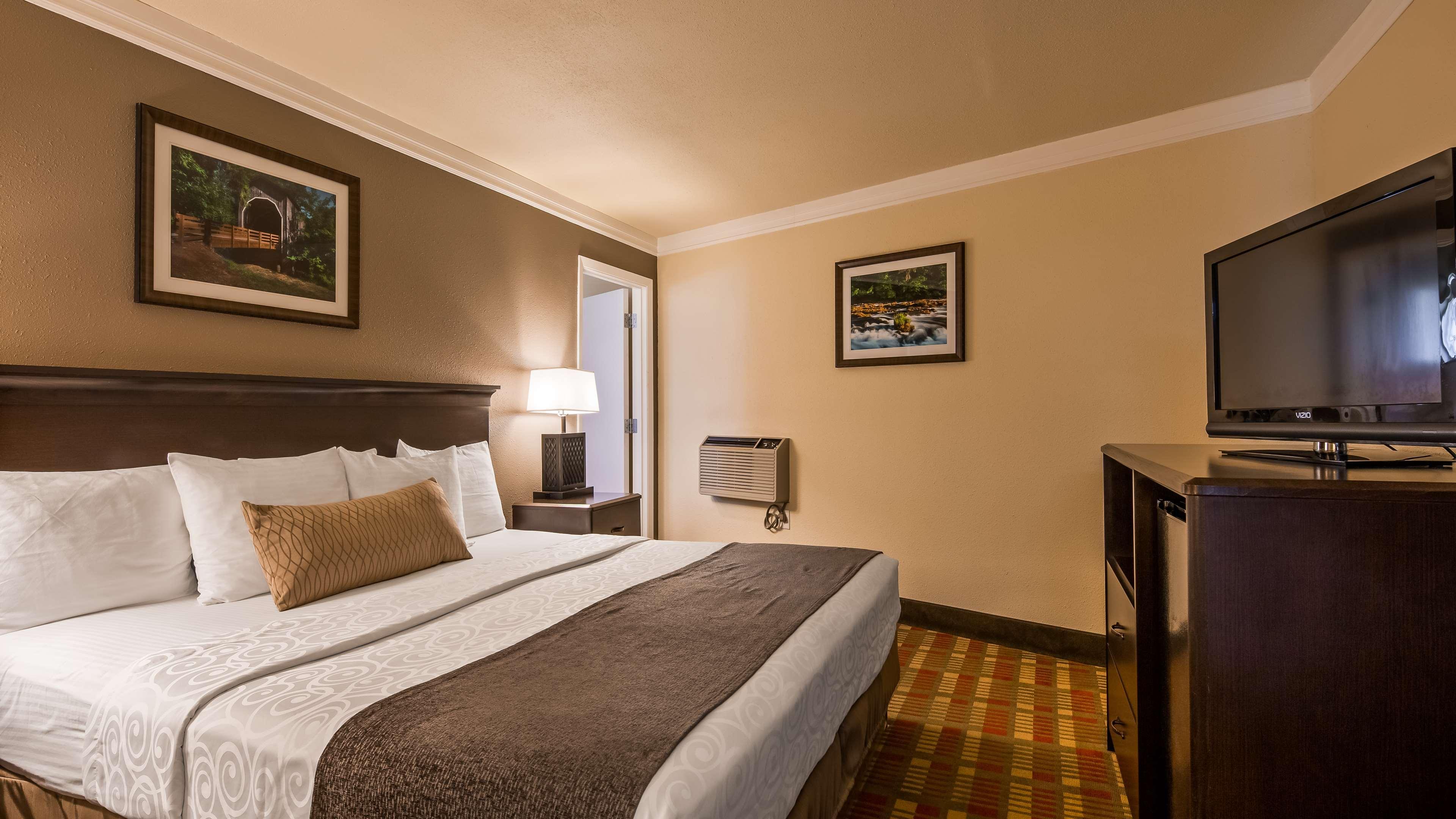 Best Western Garden Villa Inn Roseburg Exterior foto
